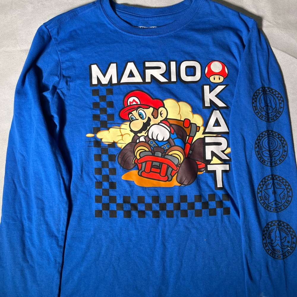 Mario Kart Long Sleeve Size Large Boys Graphic T Shirt